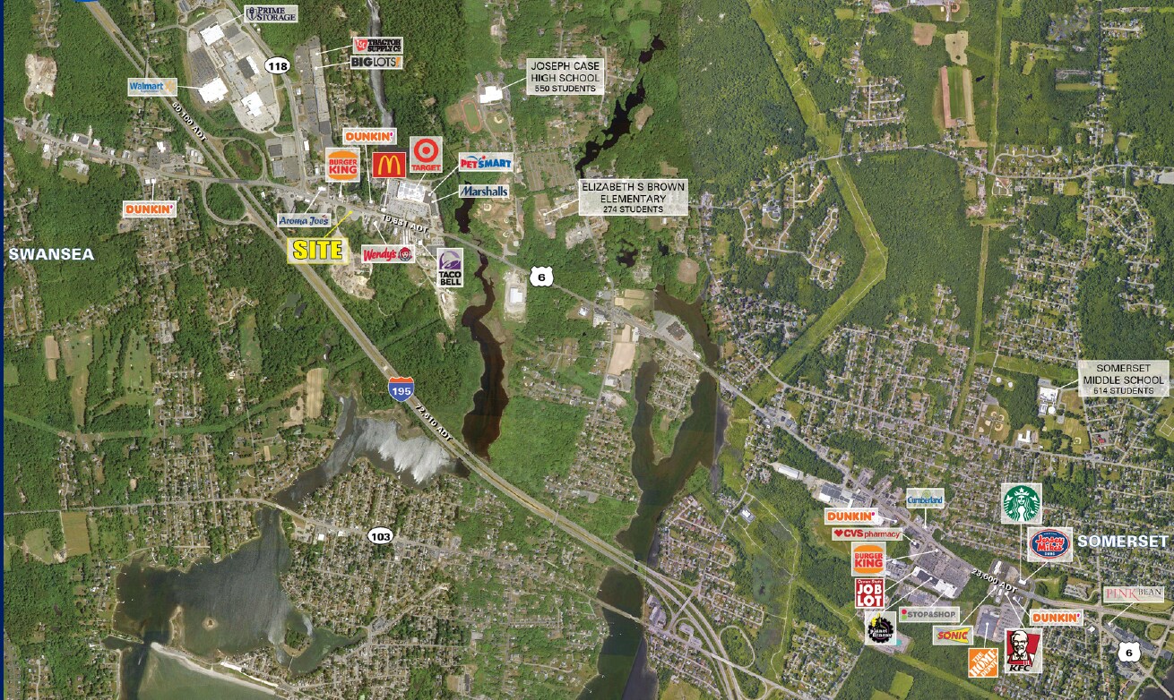 718 GAR Hwy, Swansea, MA à louer Aérien- Image 1 de 3