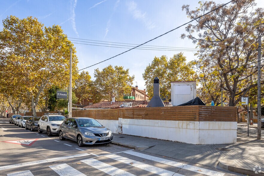 Commerce de détail dans Castelldefels, Barcelona à vendre - Photo du bâtiment - Image 1 de 8
