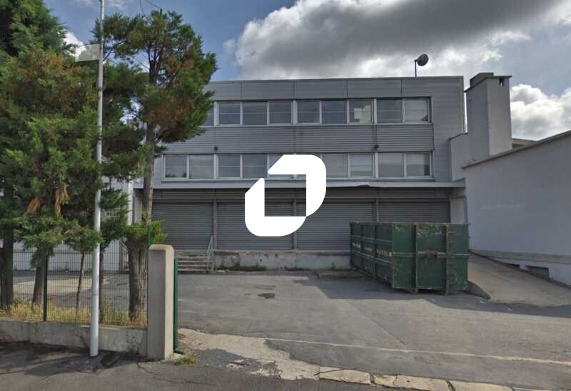 Flex dans Nanterre à louer - Photo du bâtiment - Image 2 de 5