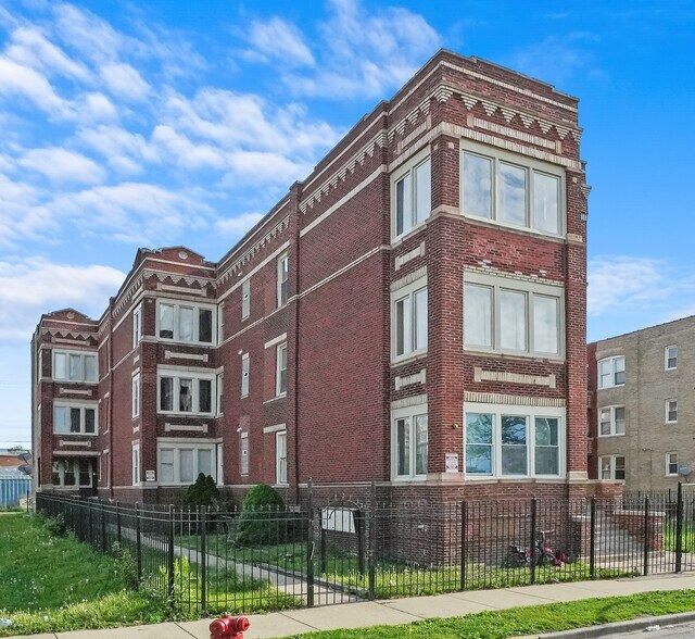 3522 Grenshaw, Chicago, IL for sale - Primary Photo - Image 1 of 1