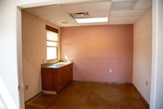 5 Camino Karsten, Algodones, NM for sale Interior Photo- Image 2 of 19