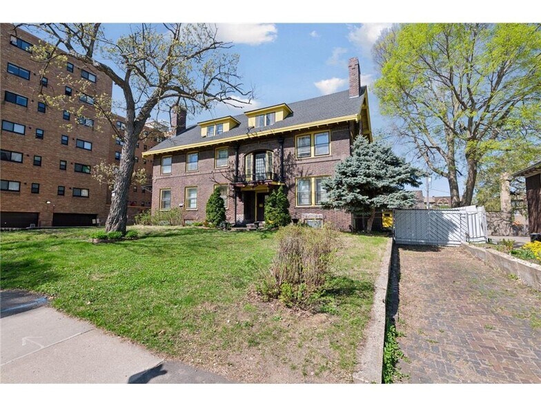 2110 1st Ave S, Minneapolis, MN for sale - Building Photo - Image 2 of 53