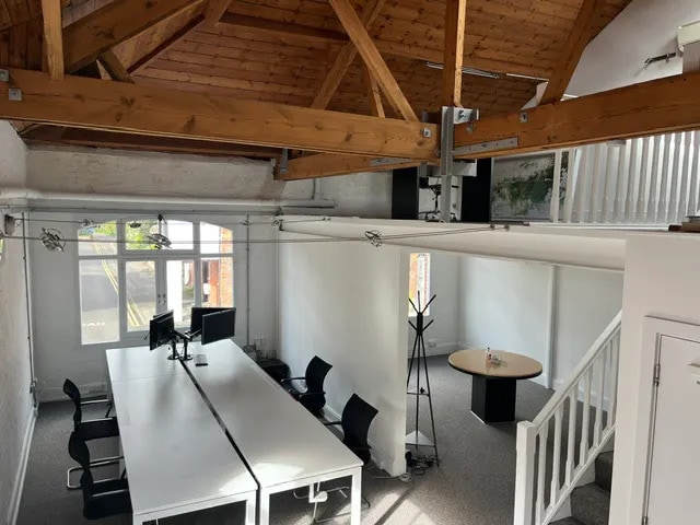 21 Old Brewery Ln, Henley On Thames for lease - Building Photo - Image 2 of 6