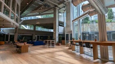 247-257 Boulevard Pereire, Paris for lease Interior Photo- Image 2 of 9