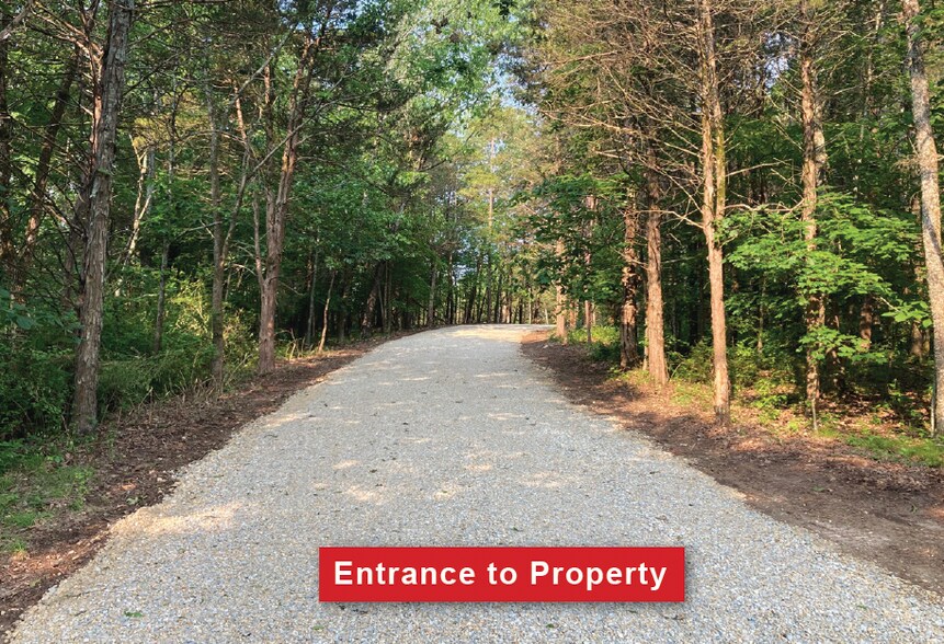 5667 Hillsboro Rd, Hillsboro, MO à vendre - Photo du bâtiment - Image 2 de 6