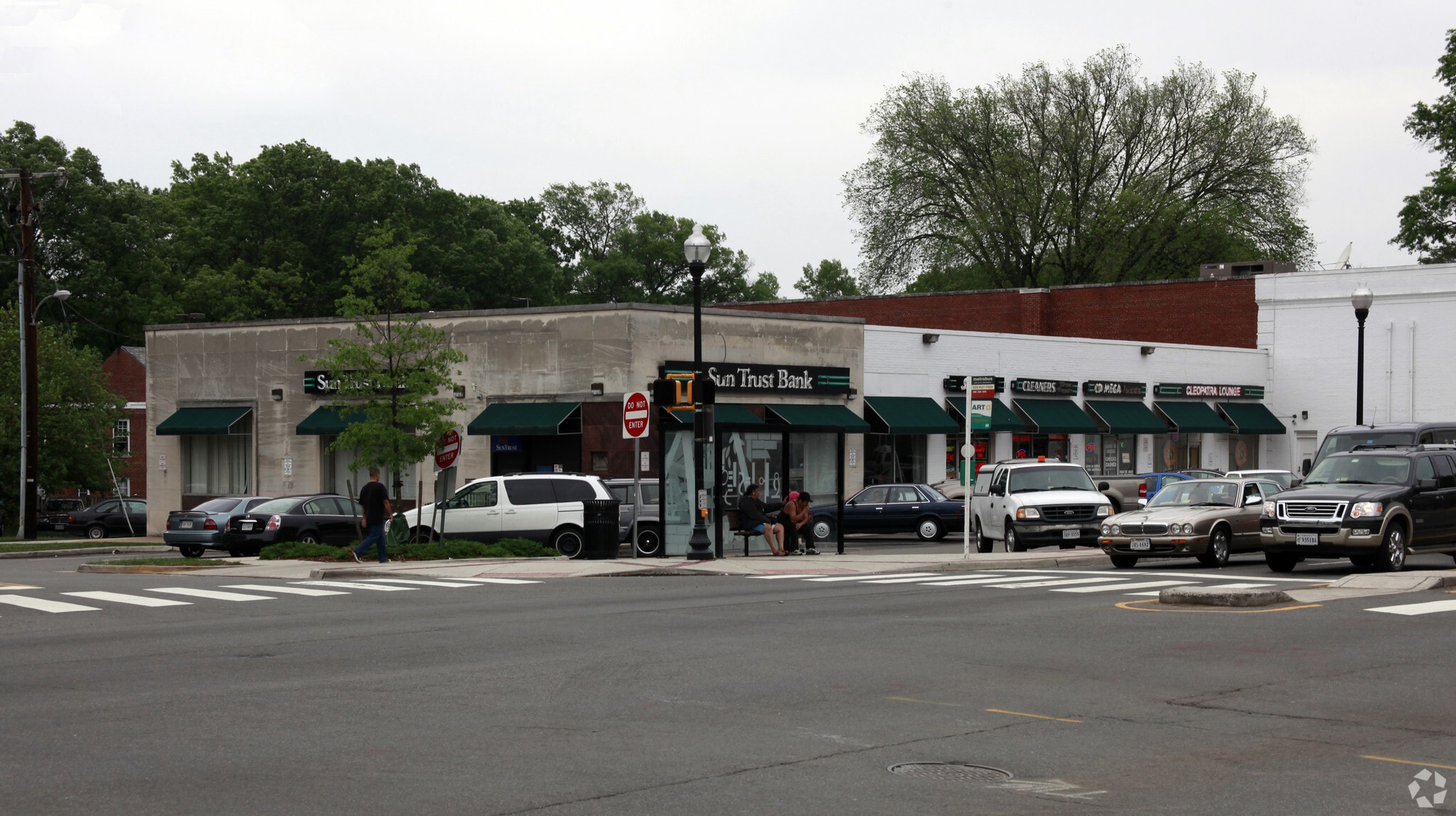 249-235 N Glebe Rd, Arlington, VA for lease Building Photo- Image 1 of 6