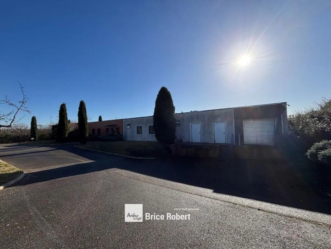 Flex in Montagny for sale Building Photo- Image 1 of 8