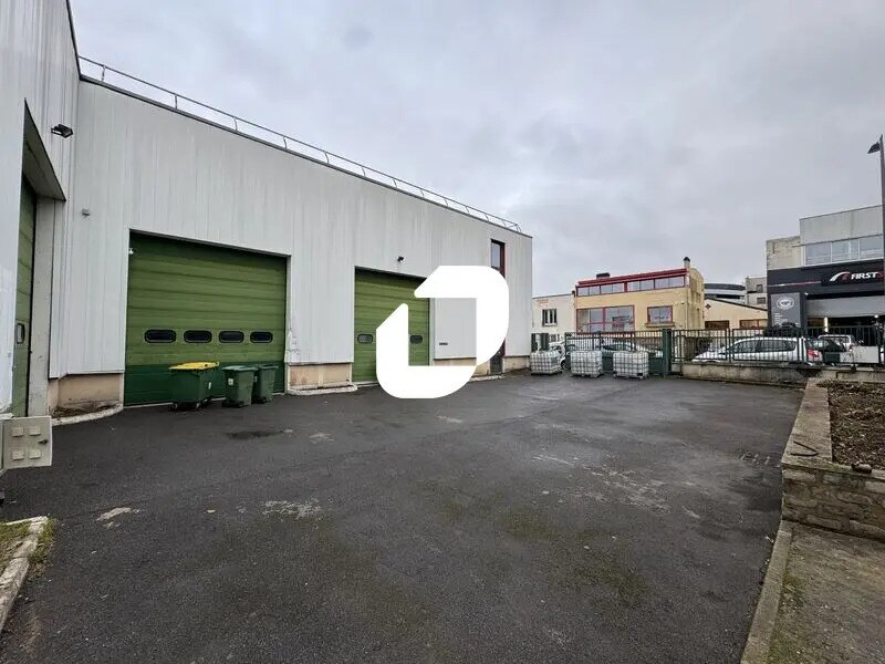 11 Rue Louveau, Châtillon à louer Photo du bâtiment- Image 1 de 9