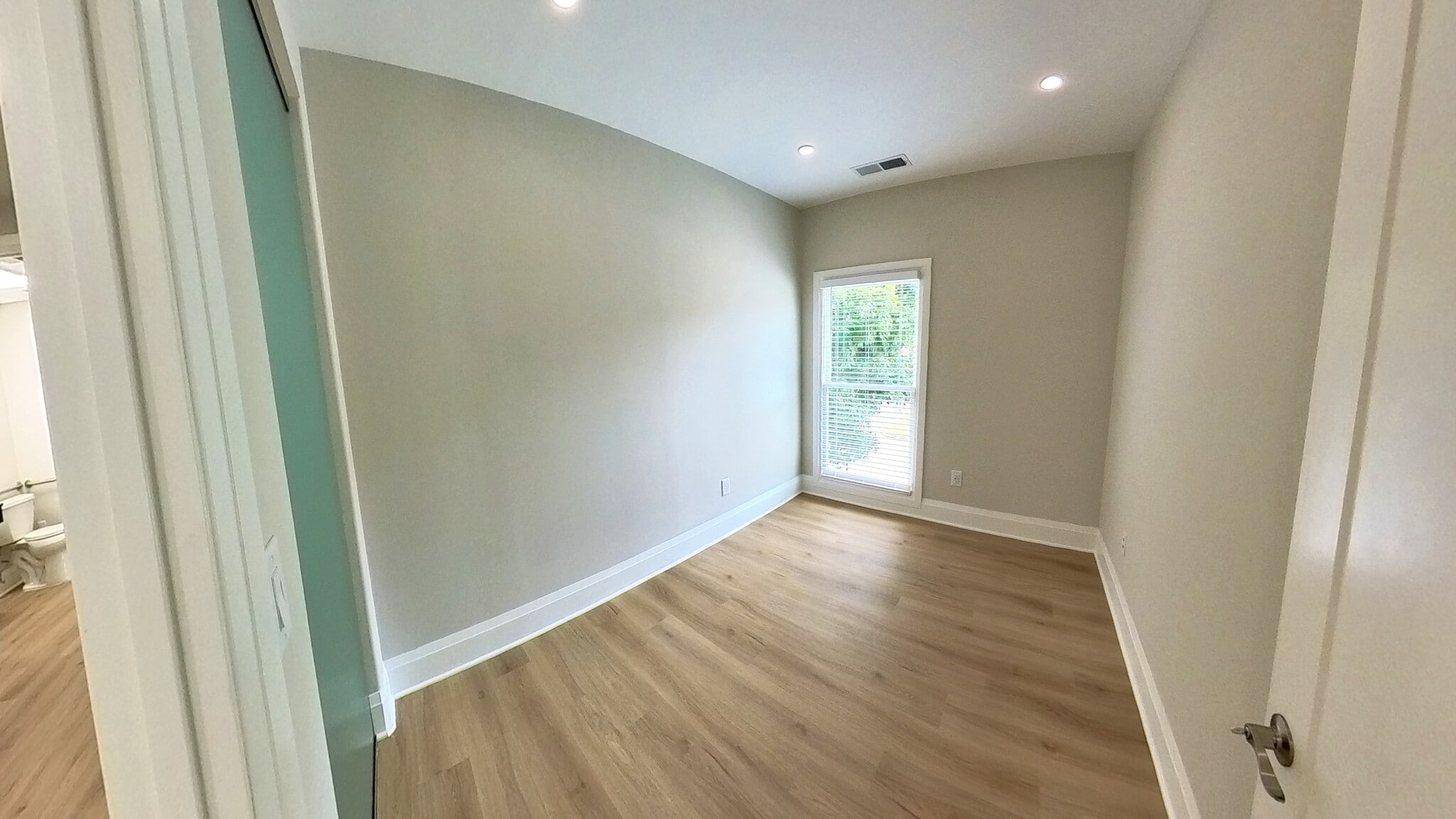 610 Colonial Park Dr, Roswell, GA à louer Photo intérieure- Image 1 de 8