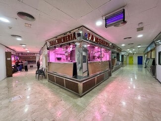 Plus de détails pour Multi-résidentiel à vendre