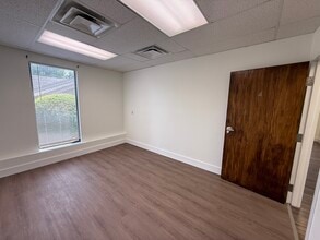 4625-4629 S Harvard Ave, Tulsa, OK for lease Interior Photo- Image 1 of 4