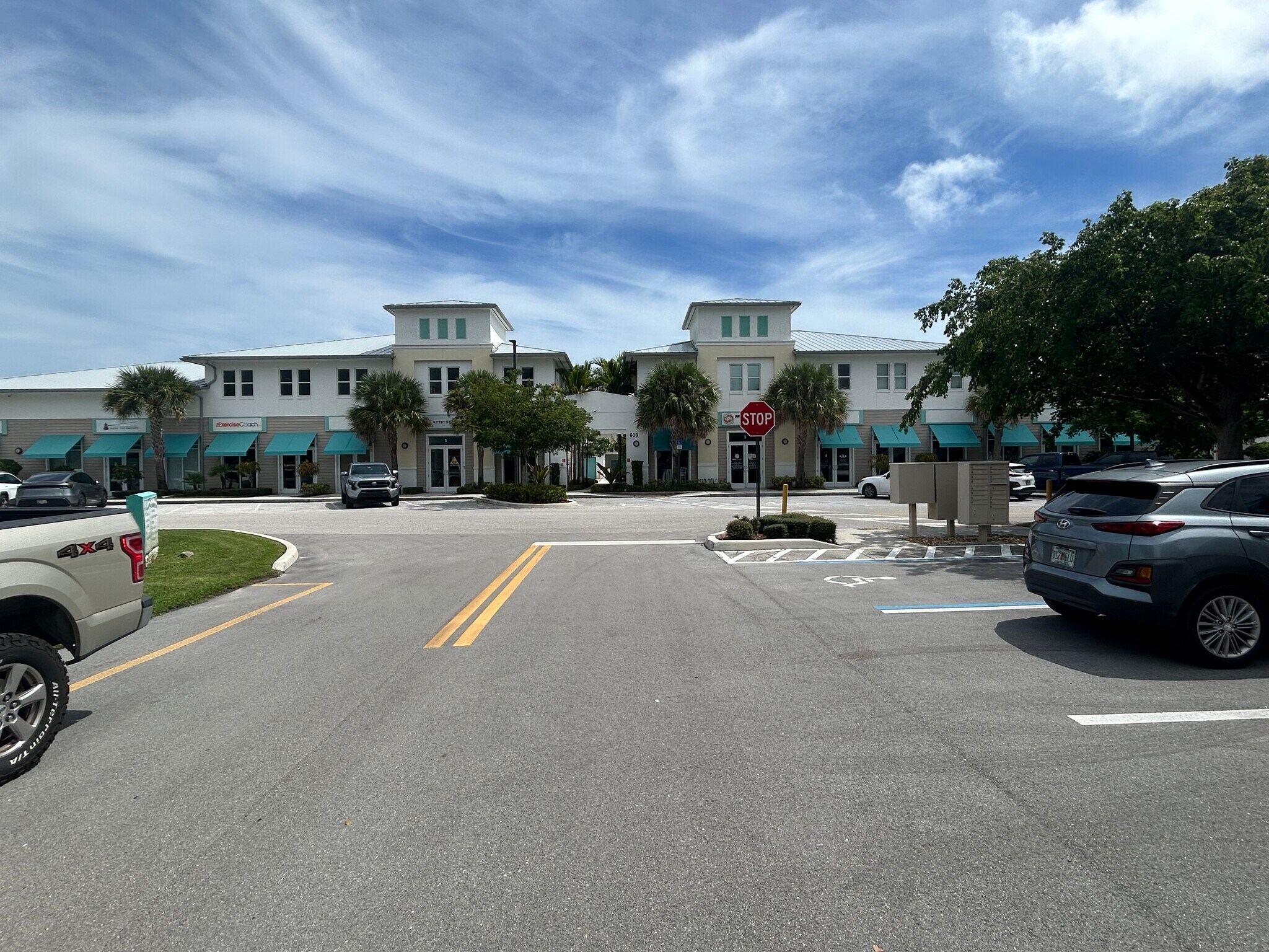 115 Banyan St, Jupiter, FL à louer Photo du bâtiment- Image 1 de 5