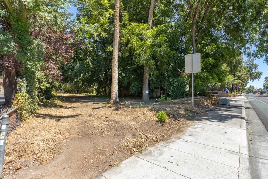 608 Nord Ave, Chico, CA for sale - Building Photo - Image 2 of 7