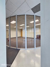 777 Oakmont Ln, Westmont, IL à louer Photo intérieure- Image 2 de 14