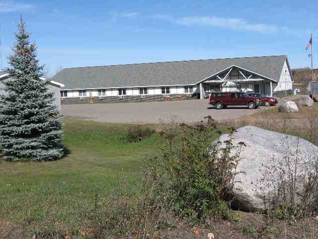 1001 Selden Rd, Iron River, MI à vendre Photo principale- Image 1 de 1