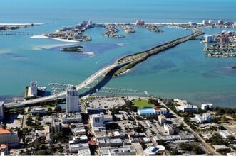 614 Oak Ave, Clearwater, FL - Aérien Vue de la carte