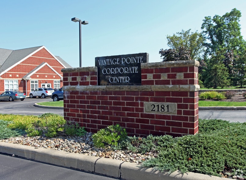 2181 E Aurora Rd, Twinsburg, OH for sale - Building Photo - Image 3 of 4