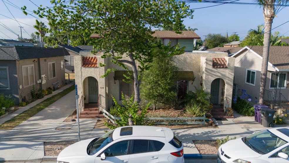 4018-4022 E Vermont St, Long Beach, CA for sale - Building Photo - Image 2 of 11