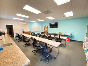 29315 Clayton Ave, Wickliffe, OH for lease Interior Photo- Image 2 of 6