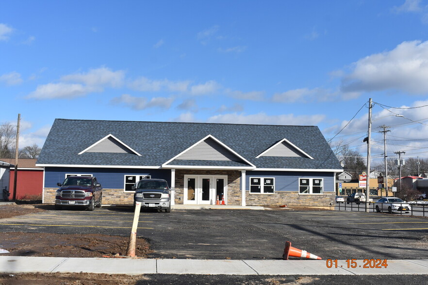 215 South 1st St, Fulton, NY for sale - Primary Photo - Image 1 of 1