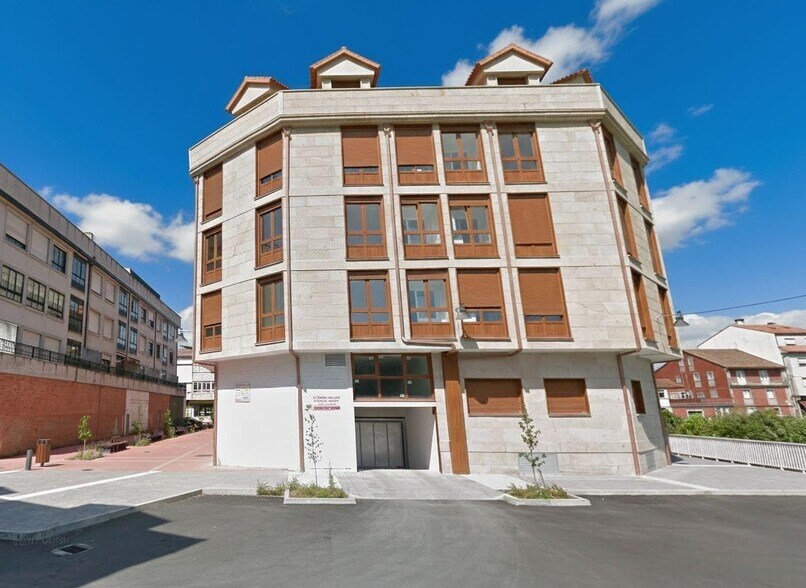 Commerce de détail dans Pontecesures à vendre - Photo du bâtiment - Image 1 de 18