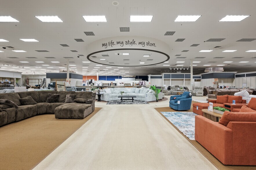 5630 Saint Croix Trl, North Branch, MN à vendre - Photo intérieure - Image 3 de 14