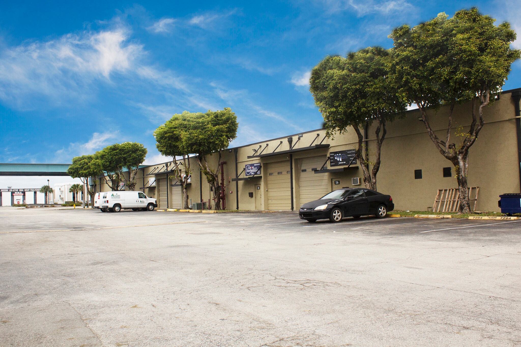 7212-7298 NW 25th St, Miami, FL for lease Building Photo- Image 1 of 2