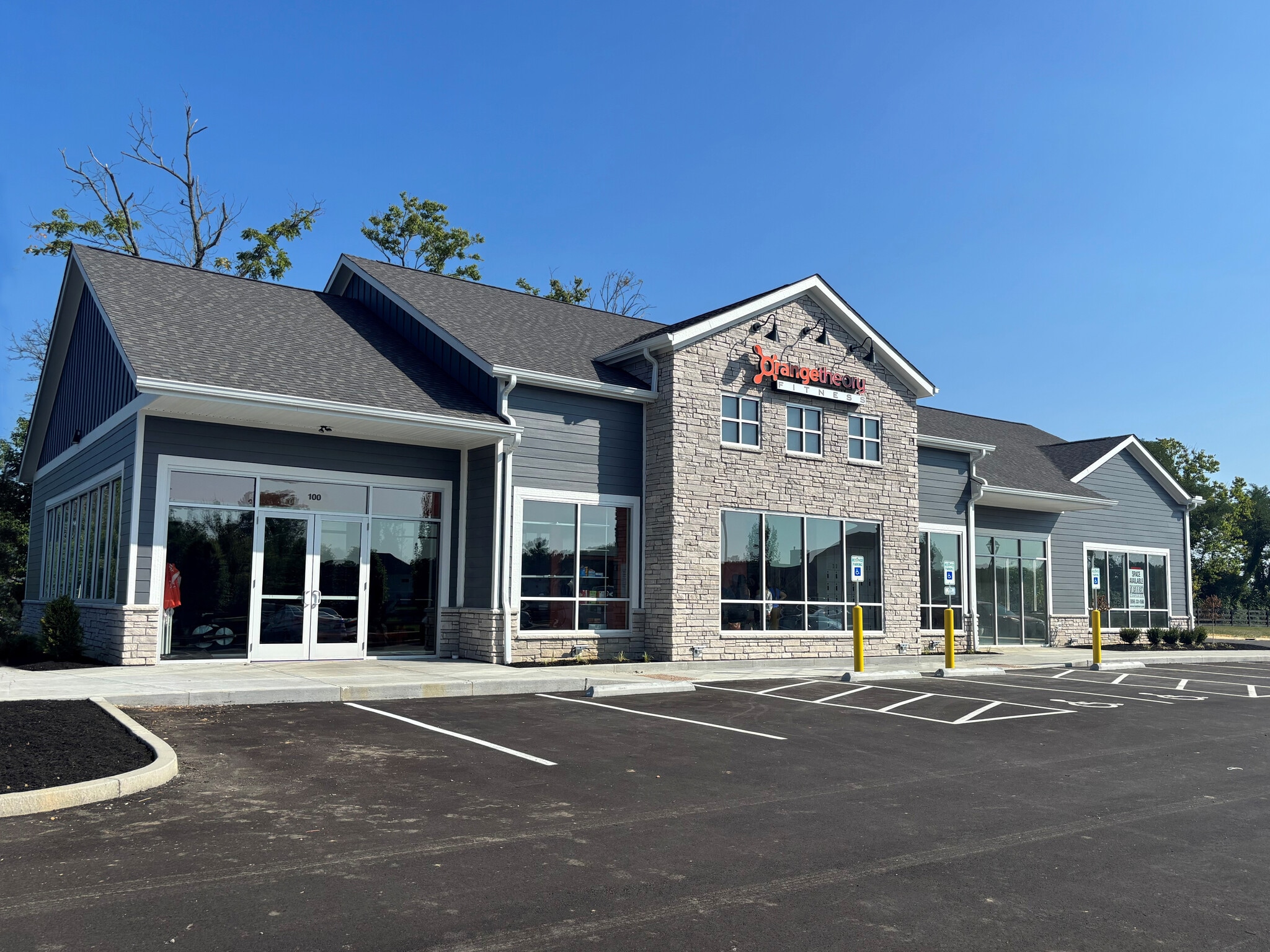 1330 N Bend Rd, Hebron, KY for lease Building Photo- Image 1 of 8