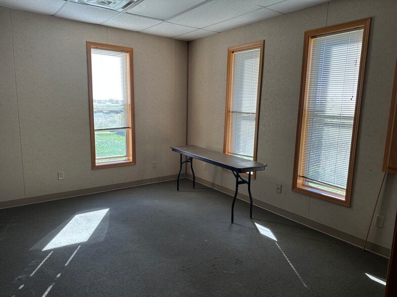 1105 State St, Mound City, MO à vendre - Photo du bâtiment - Image 3 de 32