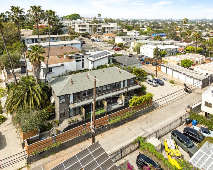 250 3rd Ave, Venice, CA à vendre - Photo du bâtiment - Image 2 de 32