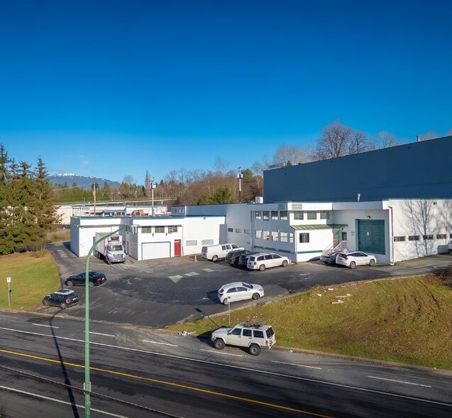 6915 Winston St, Burnaby, BC for lease - Building Photo - Image 1 of 3