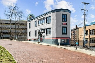 More details for 22 Crescent St, Grand Rapids, MI - Multifamily for Sale