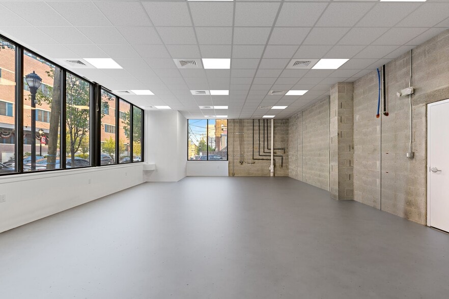 1414 NEW YORK Ave, Union City, NJ for lease - Interior Photo - Image 3 of 5