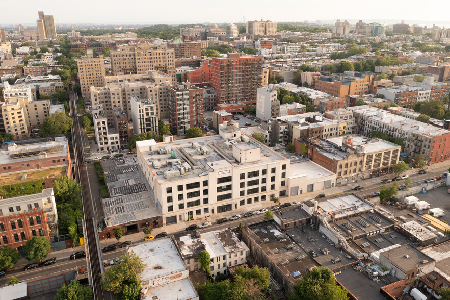 1000 Dean St, Brooklyn, NY à louer - Photo du b timent - Image 1 de 14