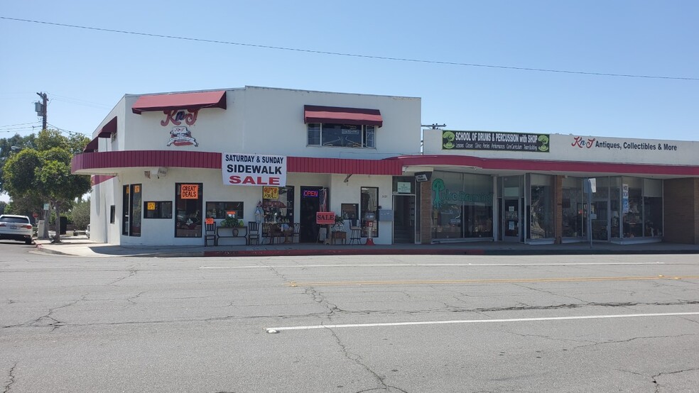 2424-2426 E Main St, Ventura, CA for lease - Primary Photo - Image 1 of 9