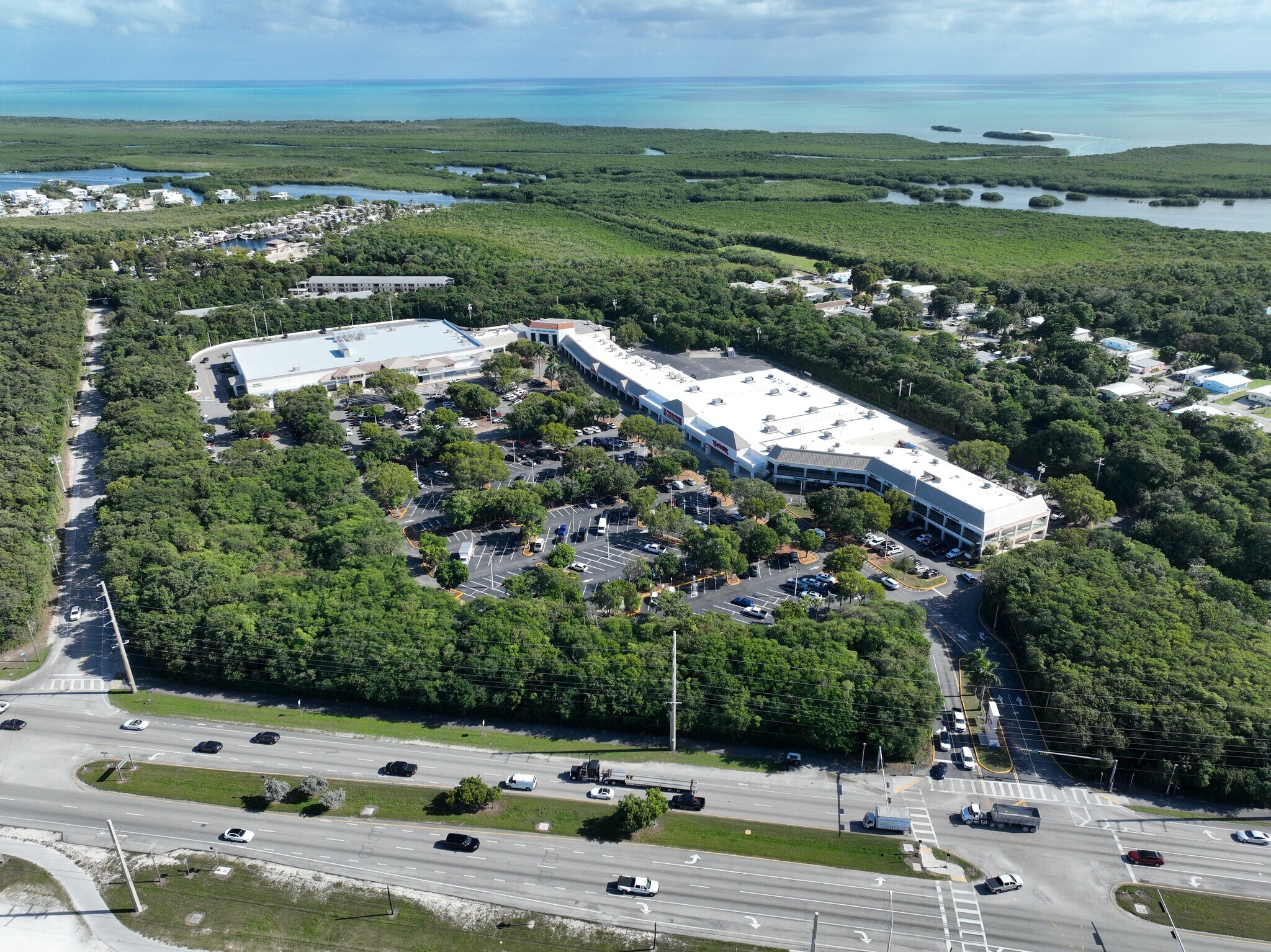 101437 Overseas Hwy, Key Largo, FL à louer Photo du bâtiment- Image 1 de 5