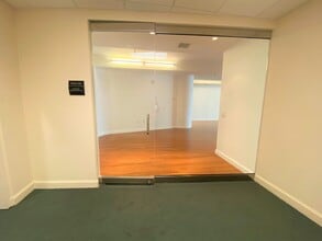 6505 Belcrest Rd, Hyattsville, MD for lease Interior Photo- Image 1 of 8