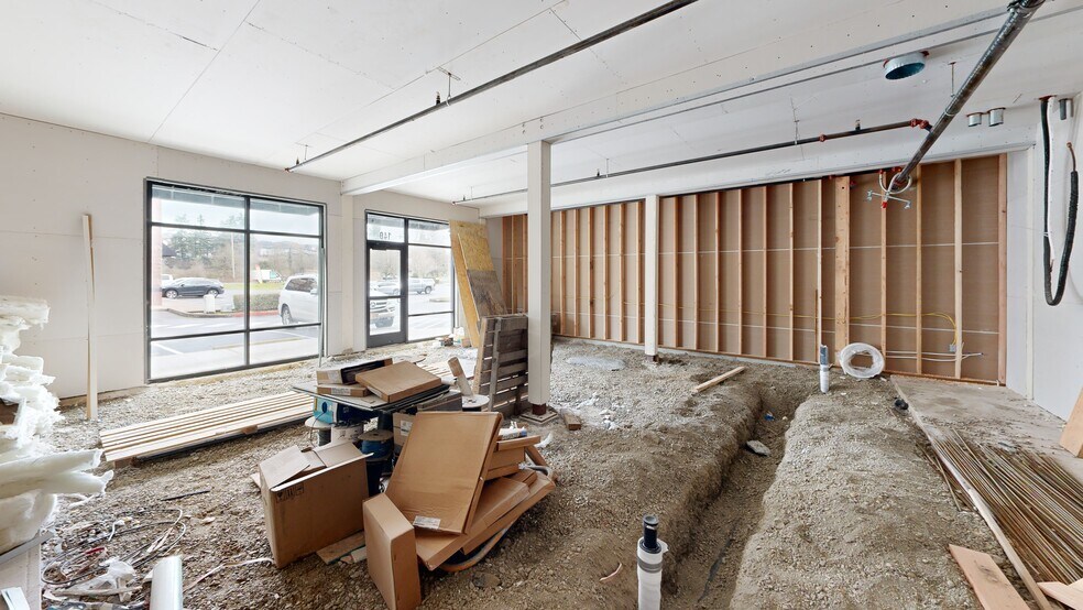 5765 Commercial St SE, Salem, OR à louer - Numérisation 3D de Matterport - Image 3 de 12