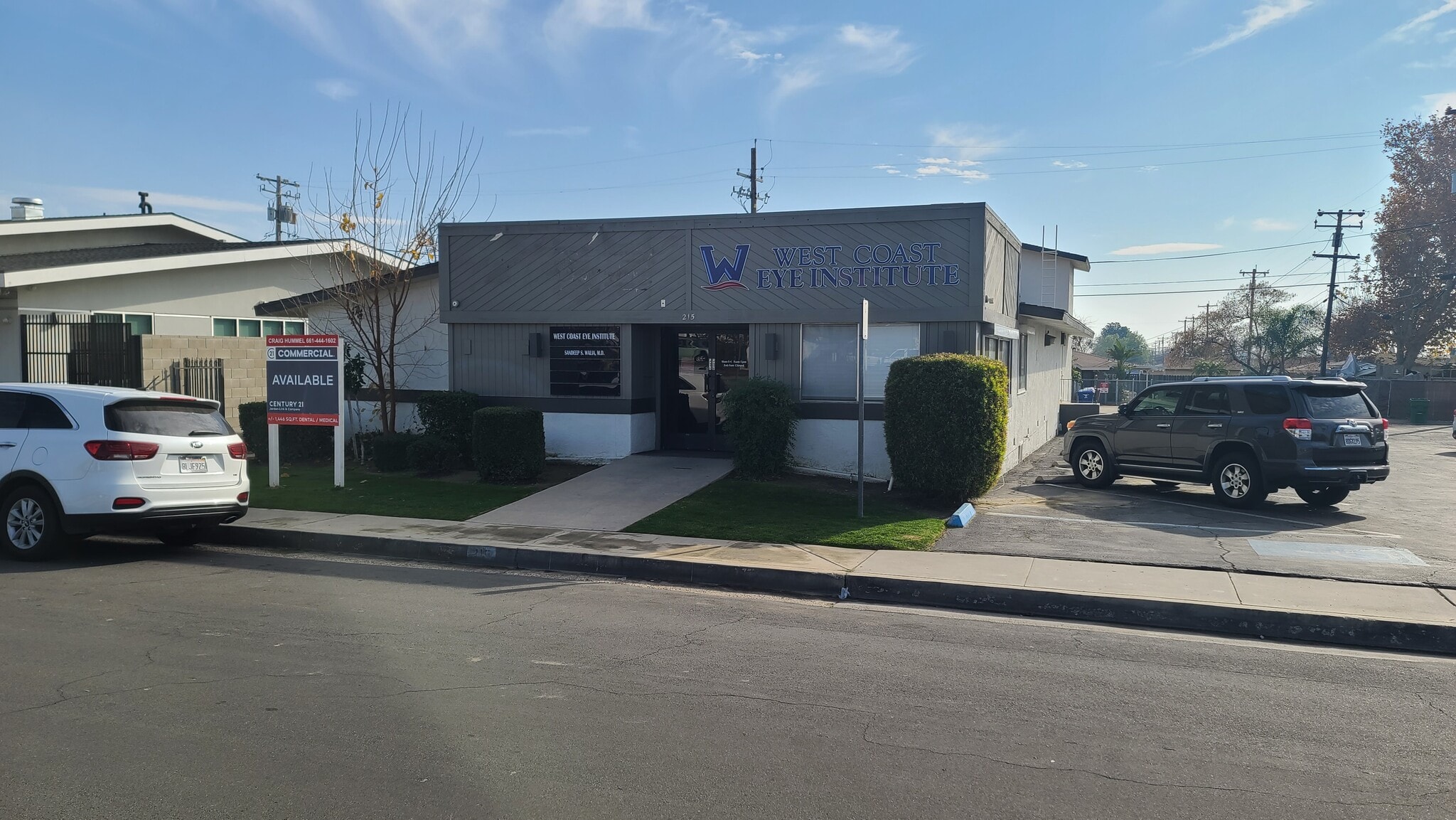215 China Grade Loop, Bakersfield, CA à vendre Photo du bâtiment- Image 1 de 24