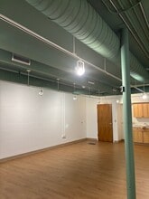 184 E Chestnut St, Asheville, NC for lease Interior Photo- Image 1 of 7