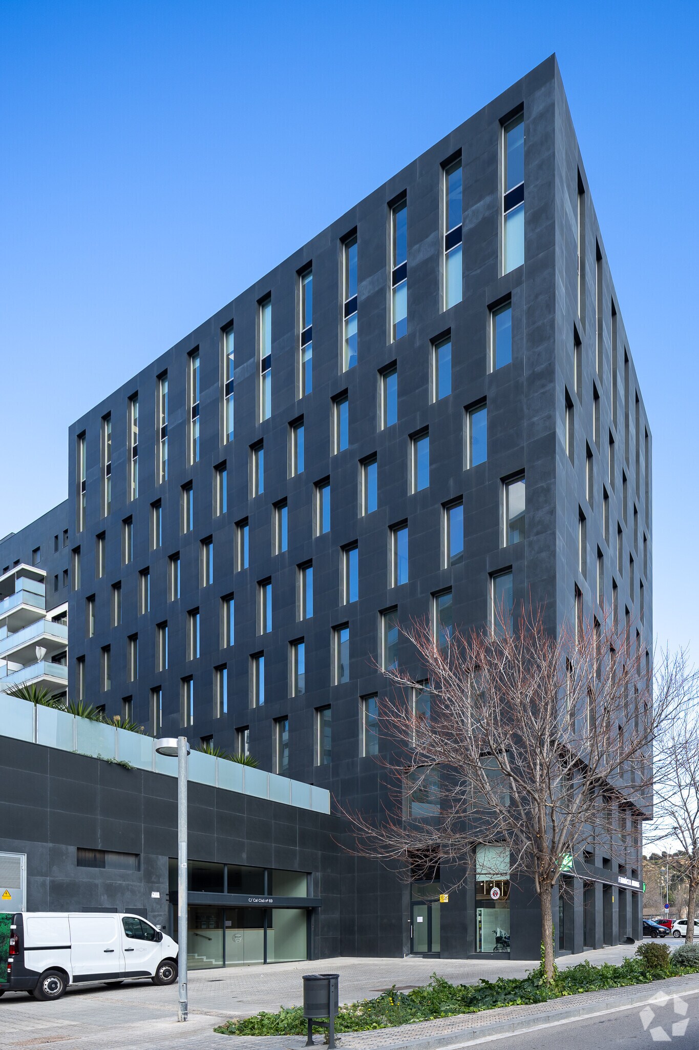 Passeig De La Zona Franca, Barcelona, Barcelona for sale Building Photo- Image 1 of 3