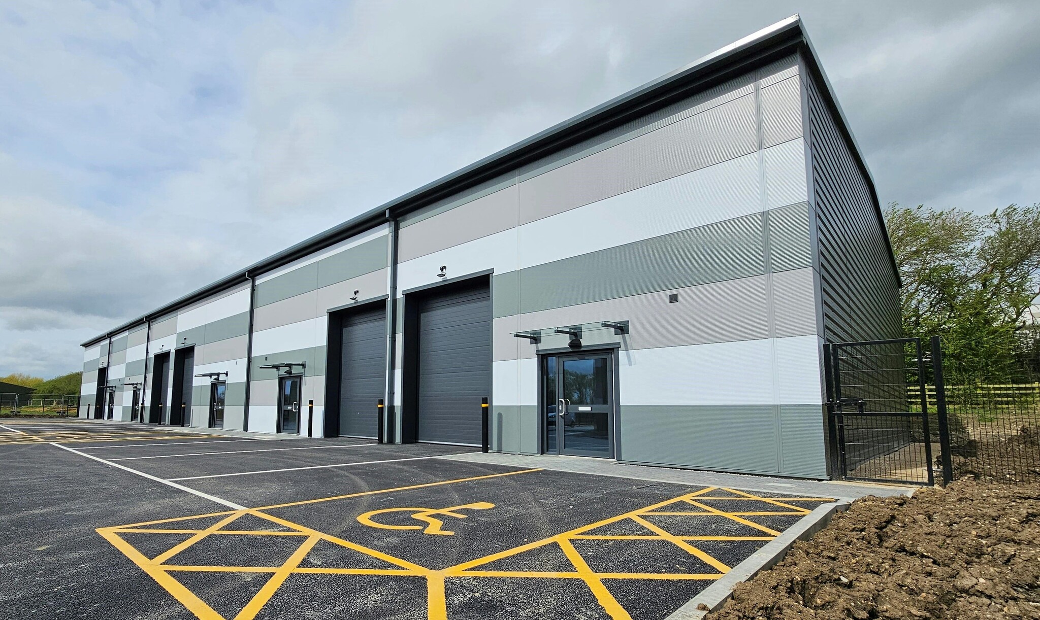 7 Thornton Road Industrial Estate, Pickering for lease Building Photo- Image 1 of 3