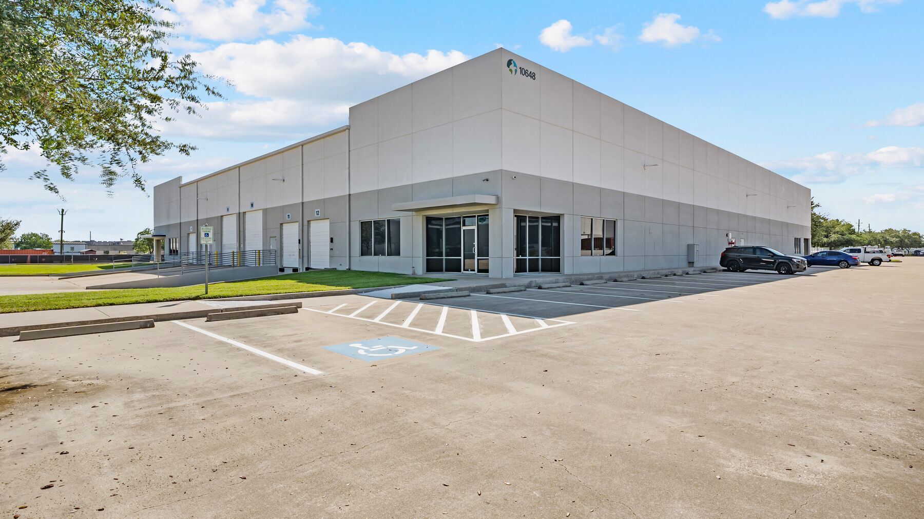 10642 W Little York Rd, Houston, TX for lease Primary Photo- Image 1 of 3
