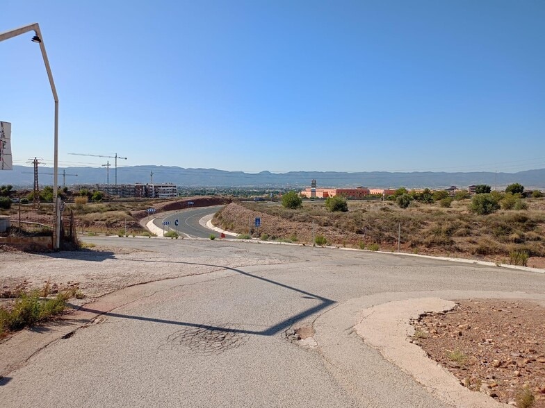 Industrial in Murcia for lease - Building Photo - Image 3 of 8