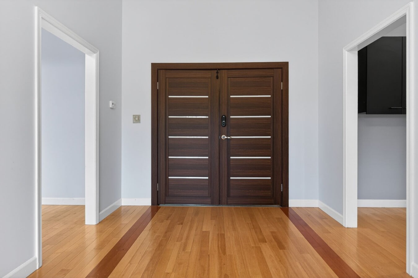 1146 Walker Rd, Great Falls, VA 22066 - Unit 1146-G - - Interior Photo - Image 2 of 33