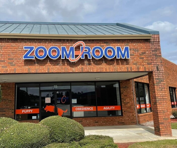 11 Gateway Blvd S, Savannah, GA for lease - Building Photo - Image 3 of 10