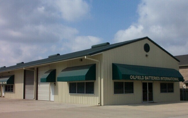 Plus de détails pour 16321 Loch Katrine Ln, Houston, TX - Local d'activités à louer