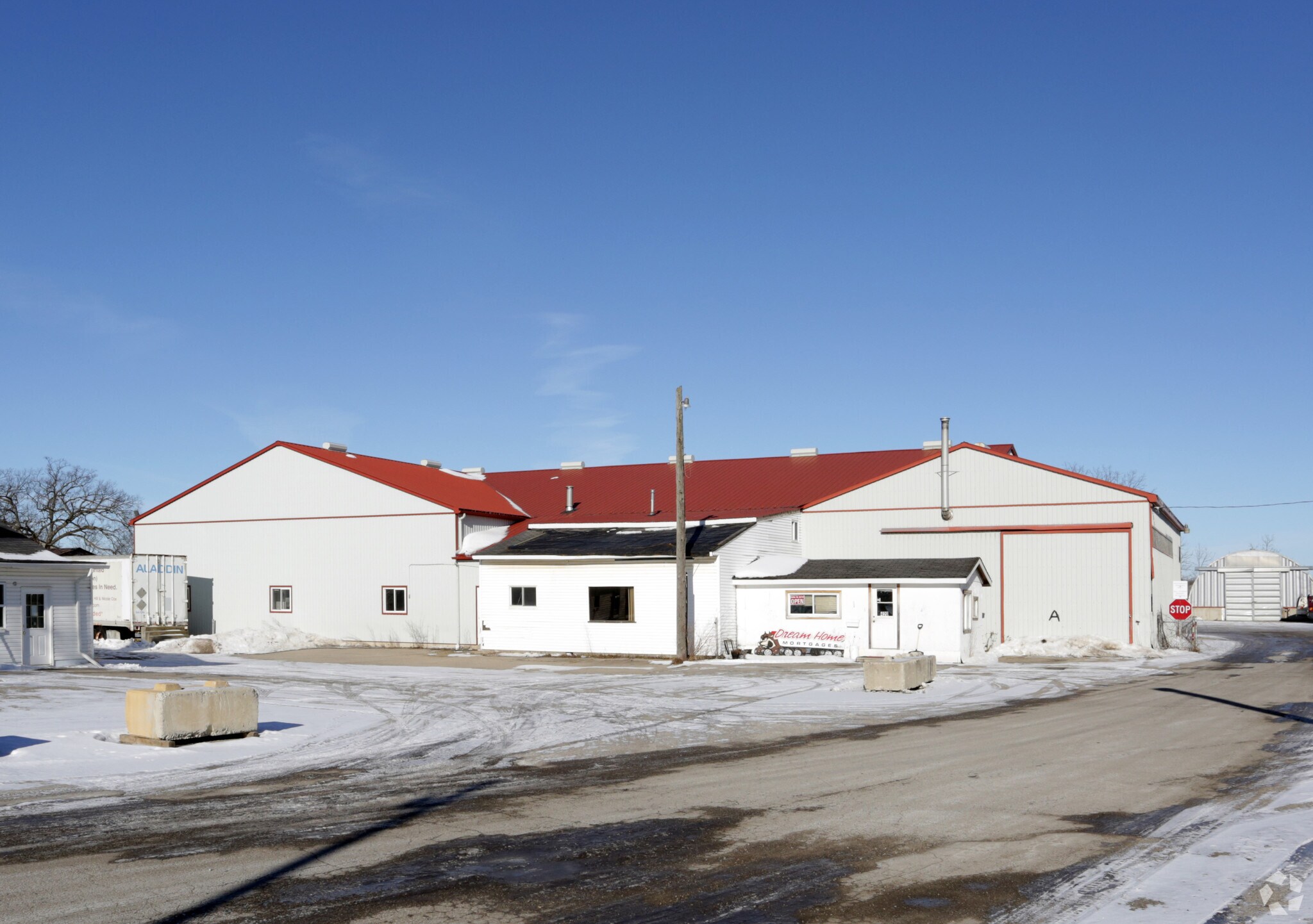 420 Pinebush Rd, Cambridge, ON for sale Primary Photo- Image 1 of 1