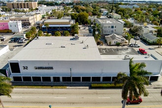 32 S Dixie Hwy, Lake Worth, FL for lease Interior Photo- Image 2 of 10