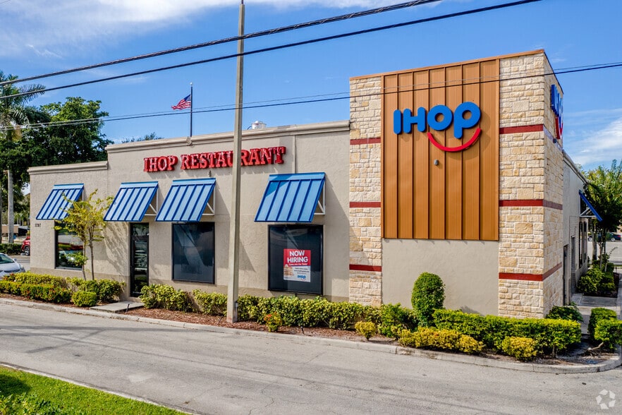 1701-1797 N Congress Ave, Boynton Beach, FL à louer - Photo du bâtiment - Image 3 de 16